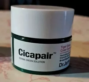 Dr Jart+ CICAPAIR Tiger Grass trattamento correttore colore SPF30 10 ml/.33 oz Mini - Foto 1 di 4