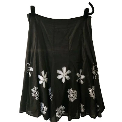 Sunny Leigh Black Skirt Flared with White Flower Embroidery Size 12 Petite - Image 1 of 4