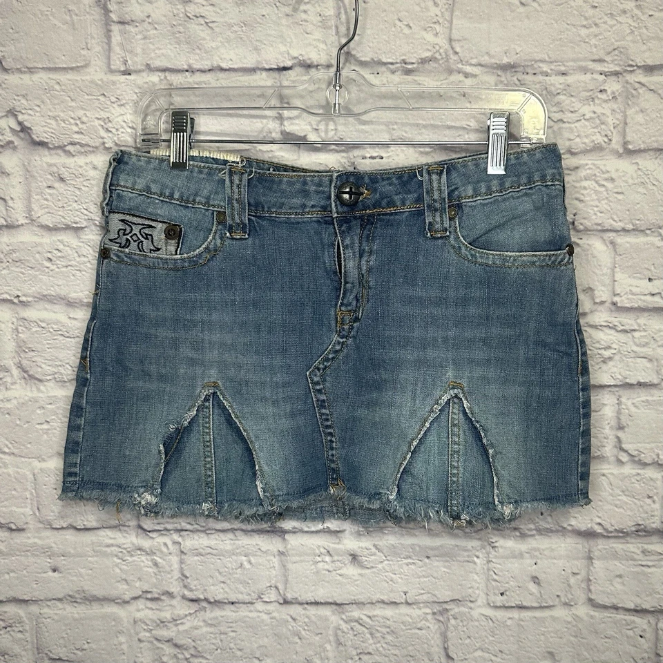 Pantalones cortos de jean industriales de algodón para mujer 5 azules desgastados deshilachados bordados Foto 1 de 4