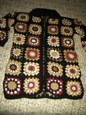 Cárdigan cuadrado Granny. Frente abierto. Nuevo. Foto 1 de 4