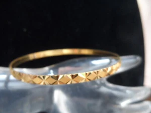 Vintage 22K solid Yellow Gold Bangle bracelet 2.5'' in diameter - Picture 1 of 8