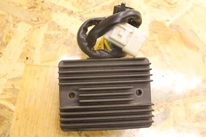 Aprilia Dorsoduro 750 900 2008 2009 2010 2011 2012 2013 voltage regulator - Picture 1 of 2
