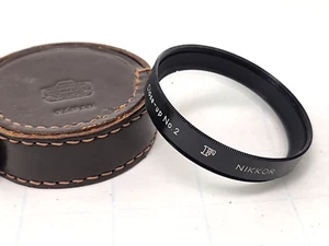 Nikon Nikkor F 52mm Close Up NO.2 - Lens Filter - w/ Case, Mint - Picture 1 of 2