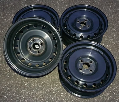 4 llantas de acero Hyundai i20 tipo: GB año 2015 6Jx15CH 4x100 ET47 # 28383 - Imagen 1 de 4