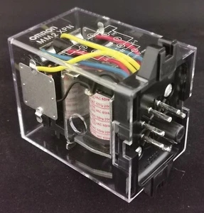 NEW MM2XPN AC200/(220) / MM2XPNAC200 MM2XPNAC220 Omron, Relay - Picture 1 of 3