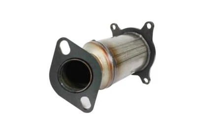 Front Left Catalytic Converter For 2010-2012 Lincoln MKT 3.7L V6 GAS DOHC - Image 1 of 4