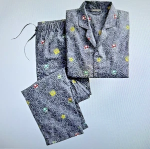 $99 Pottery Barn Teen Super Mario Glow-in-the-Dark Pajama Set Gray Medium NWT - Picture 1 of 20
