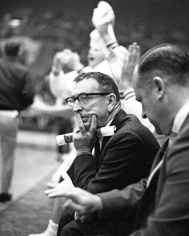 UCLA Bruins Coach JOHN WOODEN Glossy 8x10 Photo College Basketball Print Poster Cover