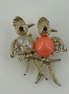 Vintage Jelly Belly Pair of Bird Brooch Gold Tone Orange White Rhinestone Pin - Picture 1 of 9