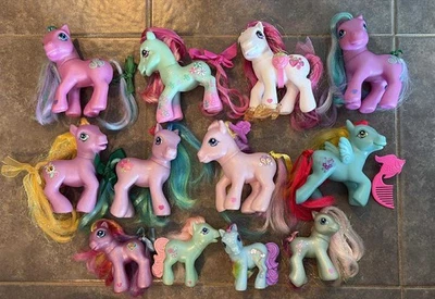 Lote de 12 figuras raras My Little Pony invierno como nuevas MLP muñeco de nieve menta rosa nieve Foto 1 de 4