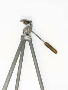 Arrow Metal Products of Chicago Vintage Tripod w/ Bakelite Handle Aluminum Legs - Picture 1 of 12