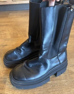 Zara Womens Treaded Chelsea Boots Size US 8 EUR 39 Black Chunky Platform Spandex - Picture 1 of 9