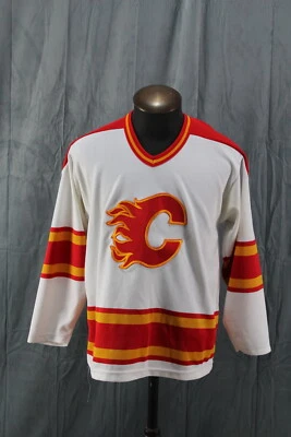 Clagary Flames Jersey (VTG) - Home White 22 by CCM - Men's Medium - Image 1 of 4