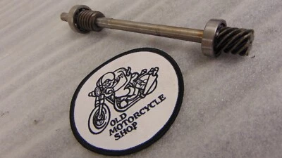 77 Suzuki GT 750 1977 motor búfalo de agua/caldera, tacómetro, eje de transmisión de aceite Foto 1 de 4