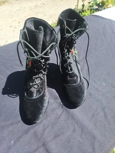 Jacobies Size 10 Rose Black Velvet Boots - Picture 1 of 7