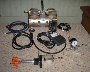 SIMAIR TC 2000 Air Compressor With Foot Pedal Etc. - Picture 1 of 12