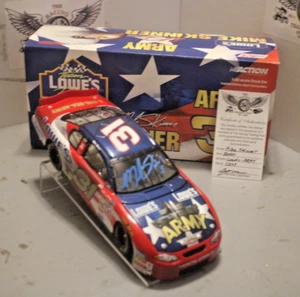 2000 Mike Skinner Lowe's US ARMY 1/24 Action RCCA CWB NASCAR Diecast handsigniert - Bild 1 von 2