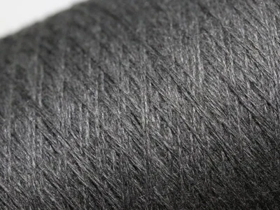 H63 (120€/kg) 100g KASCHMIR ANGORA SEIDE LAMBSWOOL DUNKELGRAU (28/2) Zwirn Wolle - Bild 1 von 3