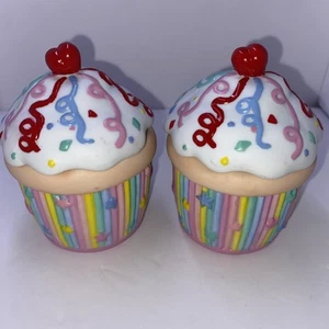 🌹Two (2) PartyLite Cupcake Votive Tealight Candle Holder Birthday - Picture 1 of 6
