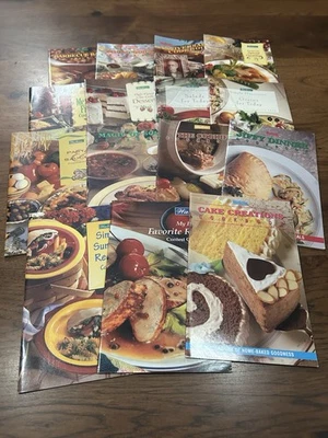 15 Vintage WATKINS SC Cookbook Recipe Book Lot 90s Brochure Pamphlet Booklet - Image 1 of 3