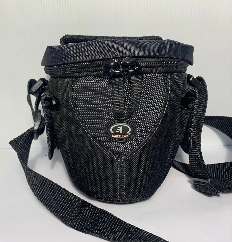 Camera Holster Case Tamrac Aero Zoom 20 #3320 in Black/Grey with Shoulder Strap - image 1 of 4