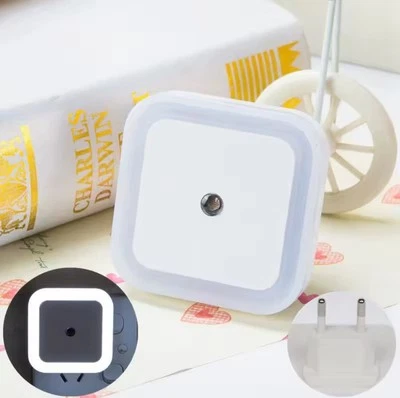 3 Pezzi Luce Notturna a Led con Sensore Notturno Automatico Luce Bianca - Immagine 1 di 4