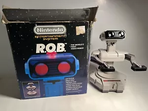 De colección 1986 NES R.O.B. Sistema Rob Nintendo independiente FUNCIONA con caja robot de video - Imagen 1 de 15