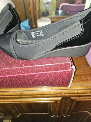  VENTA MUDANZA ZAPATOS CREPÚSCULO CREPÚSCULO CREPÚSCULO 71/2W Negro Foto 1 de 4