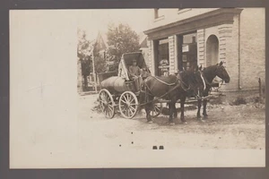 Richfield WISCONSIN RPPC c1910 STANDARD OIL DELIVERY WAGON Frey & Holl STORE WI - Bild 1 von 4