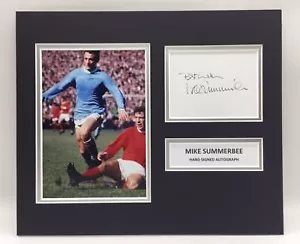 RARO espositore fotografico firmato Mike Summerbee Manchester City + COA MAN CITY - Foto 1 di 1