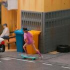 1:64 Figurine Skateboard Fille Miniature People Modèle pour Model Train Disposition