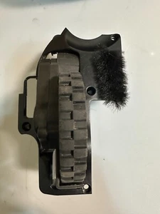 Shark RV1001 RV1000 UR1005AE RV761_N RV761_NL RV750_NL RUOTA DESTRA con motore OEM - Foto 1 di 8