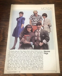 1982 SQUARE PEGS Sarah Jessica Parker / NEWHART - Vintage TV Guide 2-seitige Seite - Bild 1 von 2