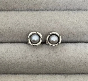 New Genuine Pandora Silver My Wish Freshwater Grey Pearl Stud Earrings #290157GP - Picture 1 of 4