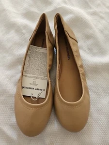 Amazon Essentials balletto donna Belice beige piatto 8,5 W E12 - Foto 1 di 7