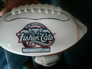 SGA 9" MINI FÚTBOL PESCADOR GATOS MANCHESTER NUEVO HAMPSHIRE BÉISBOL - Imagen 1 de 4