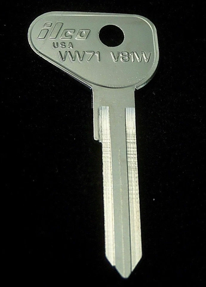 VW71 VOLKSWAGEN BEETLE Karmann Ghia LLAVE EN BLANCO 1971-79 VW Squareback Fastback "M" Foto 1 de 4