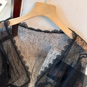 Donna Pizzo Trasparente Scialle Camicia Sottile Cardigan Floreale Fiocco Nappa - Foto 1 di 16