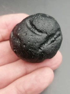 Vidrio de impacto de meteorito de alta calidad Tektite Philippinite Rizalite 35,74 g / 3,5 cm - Imagen 1 de 15