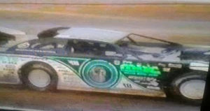 2002 SUMMERNATIONALS MOYER VS BLOOMQUIST 2 DVD SET DIRT LATE MODEL DVDS - Picture 1 of 10