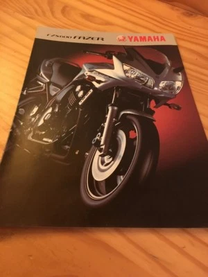 Yamaha FZS600 FZS 600 Fazer prospectus moto brochure prospekt dépliant français