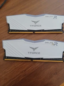 TEAMGROUP T-Force Delta RGB DDR4 16GB (2X8Gb) 3600Mhz (PC4-25600) CL16 Escritorio M - Imagen 1 de 1