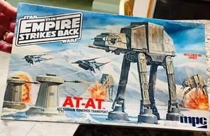 Star Wars: The Empire Strikes Back AT-AT MPC Model Kit 1-1918 Sealed 1981 - Picture 1 of 9