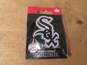 (2)Chicago White Sox Logo Pin - NEW - MLB Licensed - Picture 1 of 3