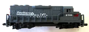 N Scale Southern Pacific 9725 Dummy Diesel Locomotive - Picture 1 of 2