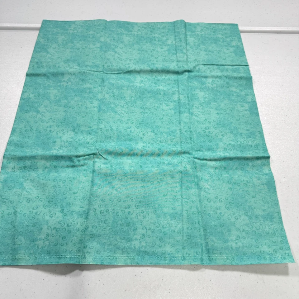 绗缝宝织物棉绿色花卉漩涡扎染 2012 37x42 1 码 — 第 1/4 张图片