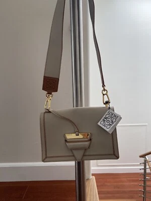 NWT Loewe Barcelona Medium Leather shoulder Bag in Beige w/ orange stitich $3195 - Image 1 of 4