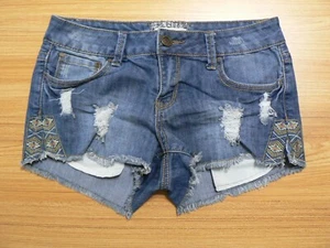 =HOT KISS CICI SHORT JRS 7 (28x2) DENIM SHORTS-7" RISE-STRETCH-EMBROIDERED - Picture 1 of 14