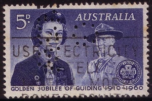 Perfin - "NSW G" 1960 5d blue Guiding (Australia) (used) - Picture 1 of 1
