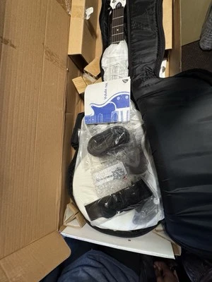 First Act / Garage Master LTD Volkswagen 2006 Electric Guitar VW05138 - Image 1 of 4